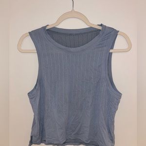 Lululemon train to be tank